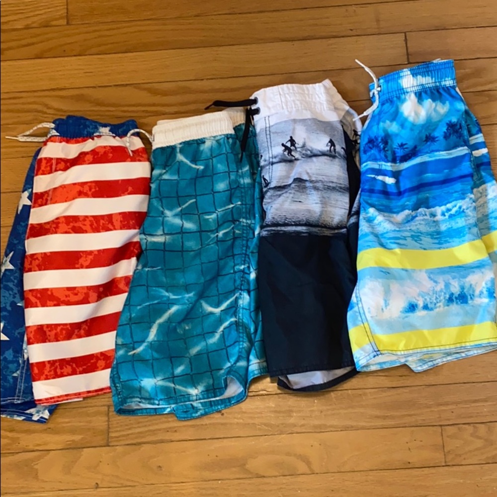 4 boys old navy bathing suits